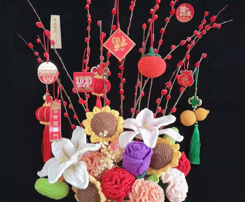 Knitting products for home decor